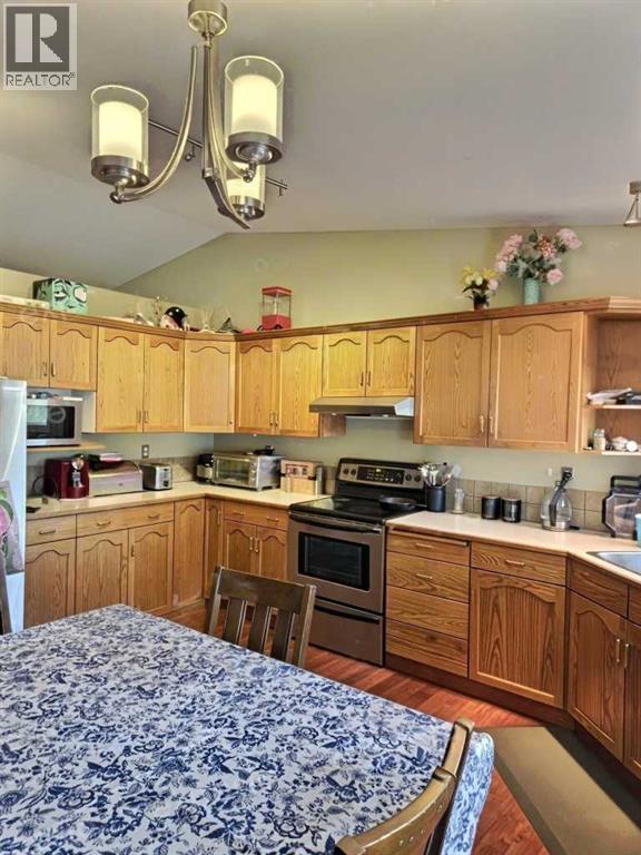 20 Mt Backus Place W Property Photo 4