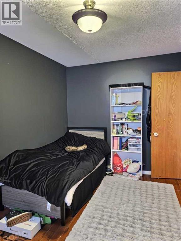 20 Mt Backus Place W Property Photo 8