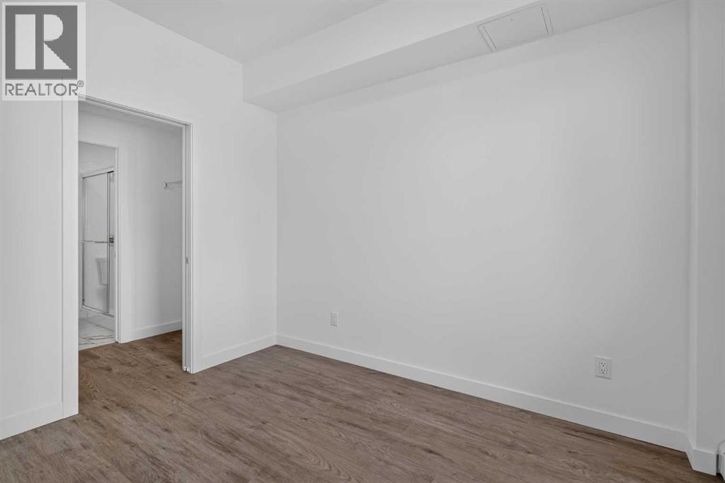 265 Wolf Willow Boulevard Southeast Property Photo 23