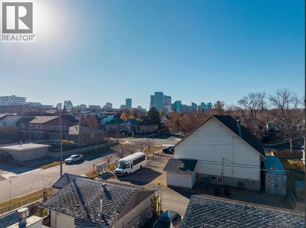 407 11 Street Ne Property Photo 1