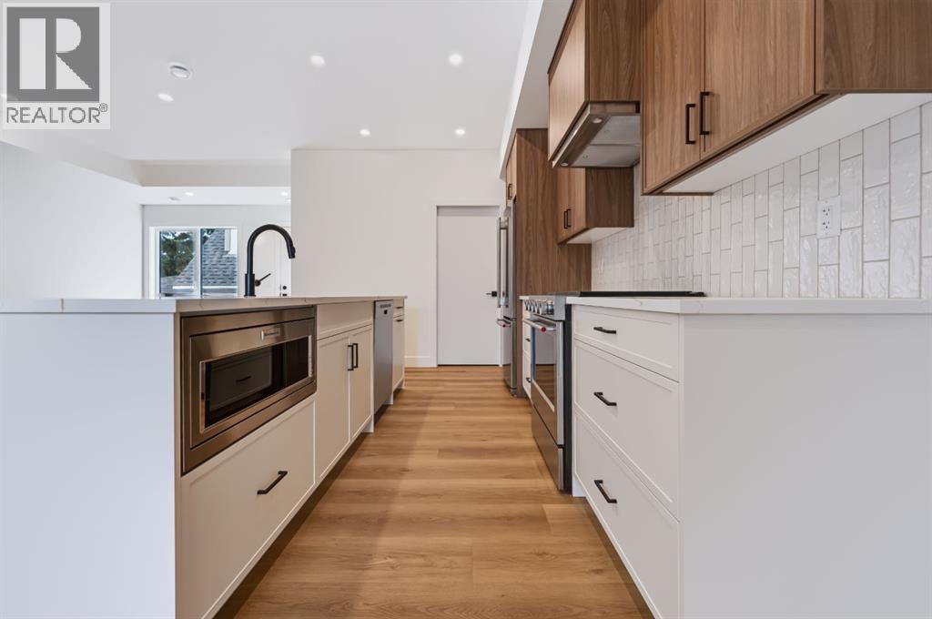 1905b 17 Street Nw Property Photo 4