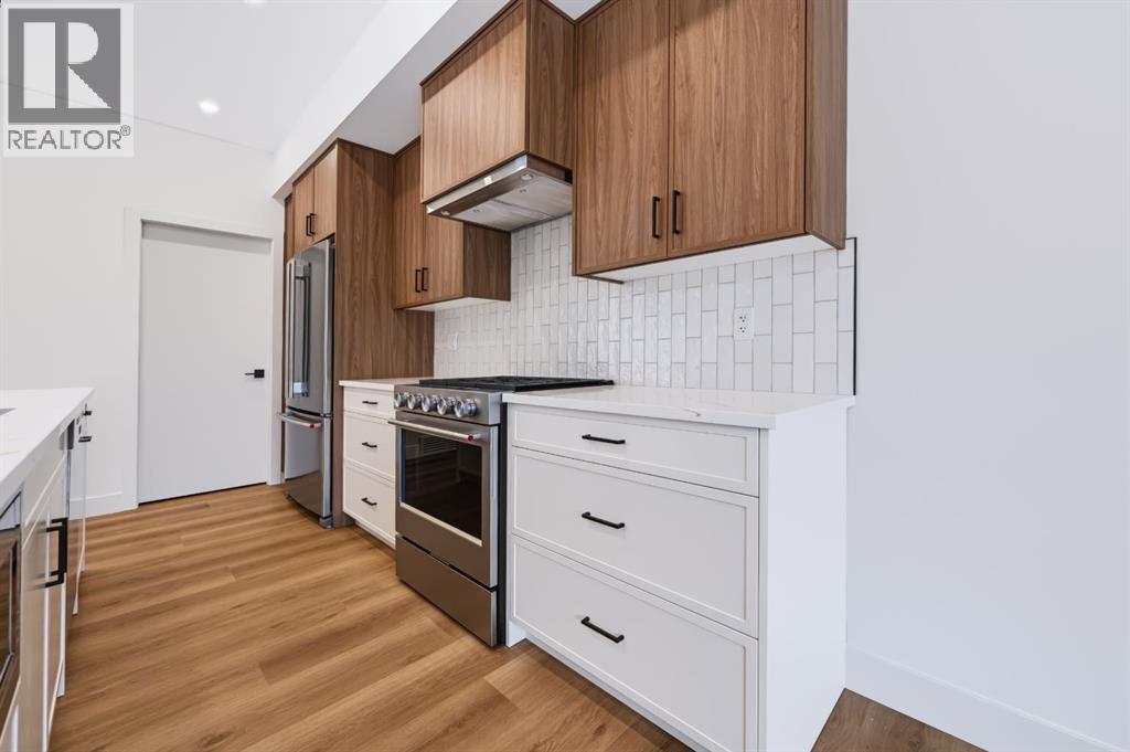 1905b 17 Street Nw Property Photo 14