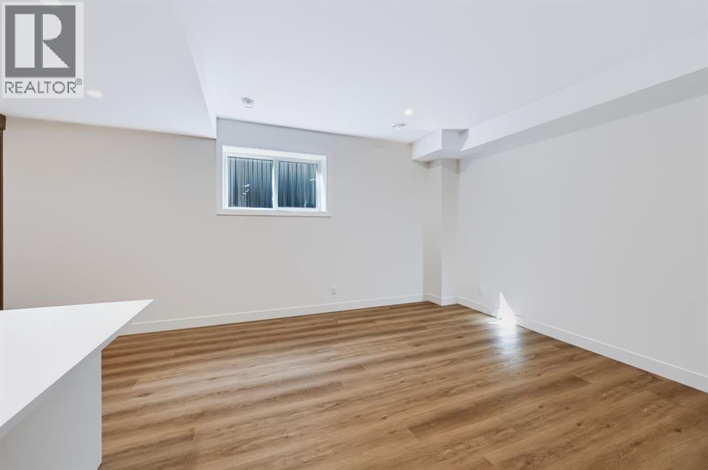 1905b 17 Street Nw Property Photo 24