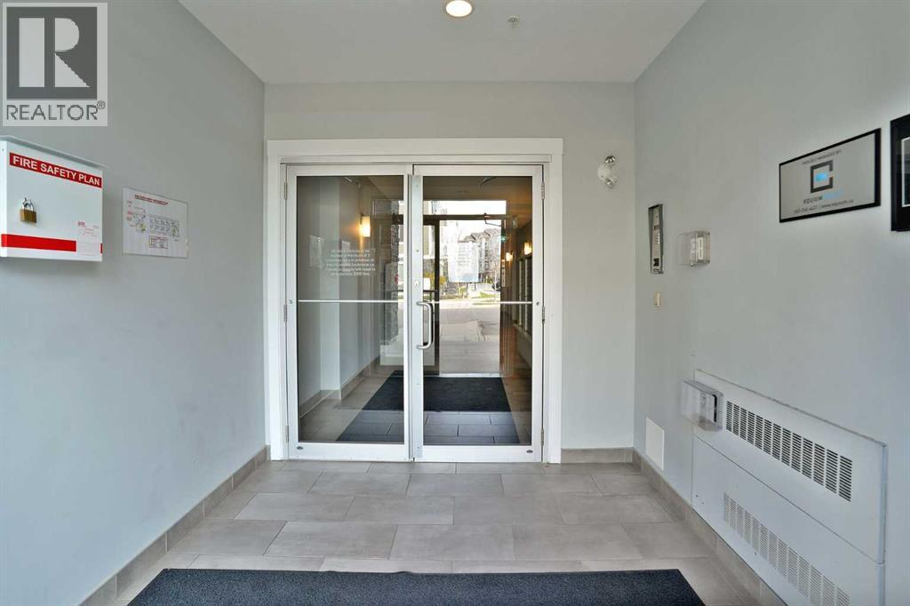 522 Cranford Drive Southeast Property Photo 3