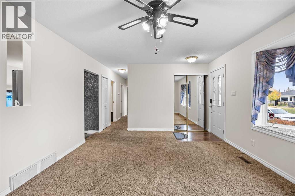 9843 Auburn Road Se Property Photo 6
