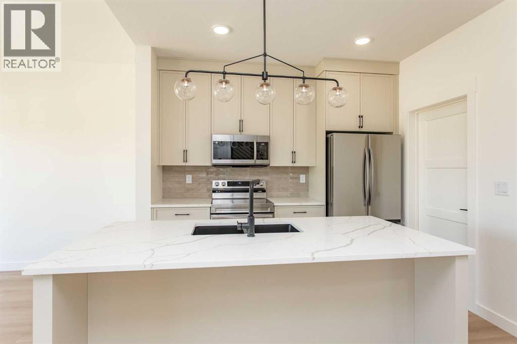 60 Emmett Crescent Property Photo 4