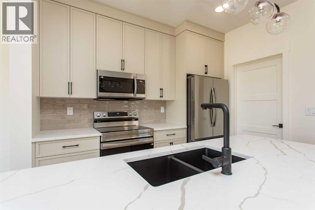 60 Emmett Crescent Property Photo 5