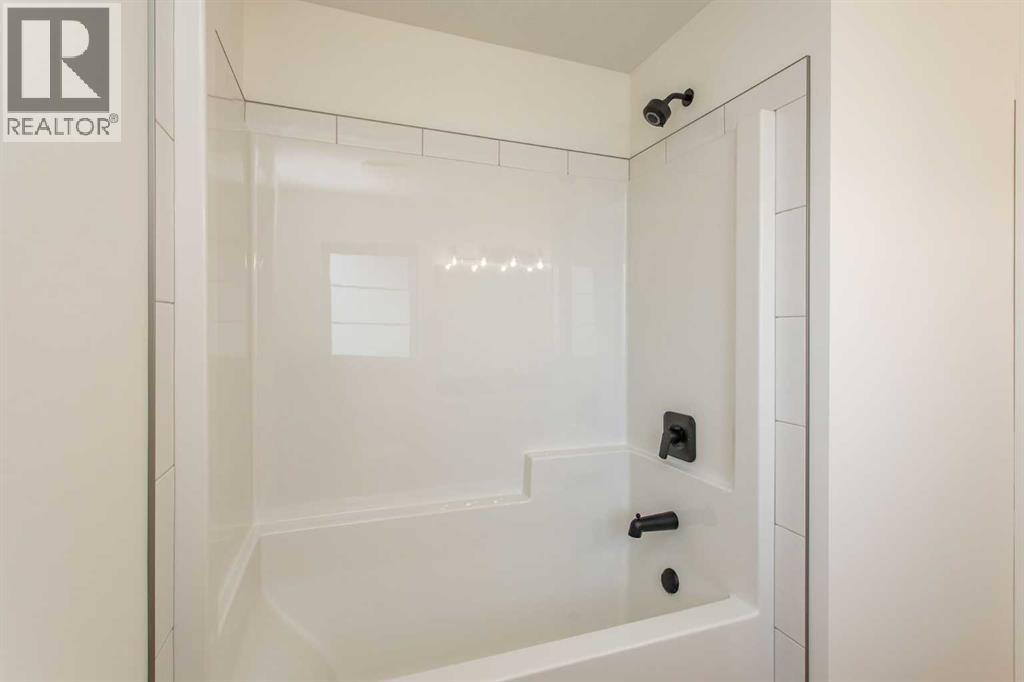 60 Emmett Crescent Property Photo 20
