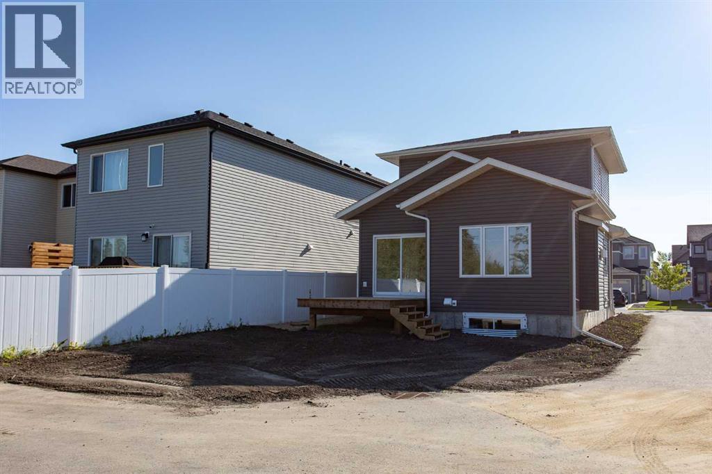 60 Emmett Crescent Property Photo 23