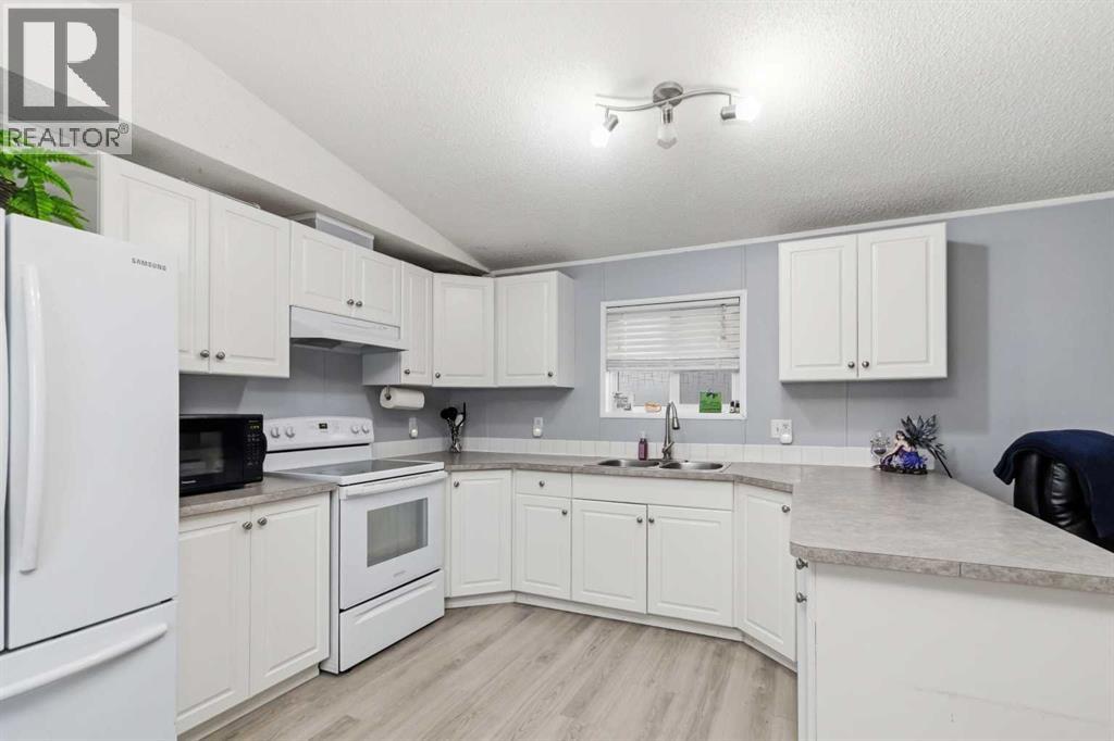 108 Gregoire Crescent Property Photo 11