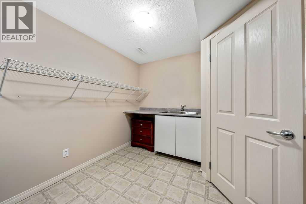 31 Springbank Terrace Sw Property Photo 36