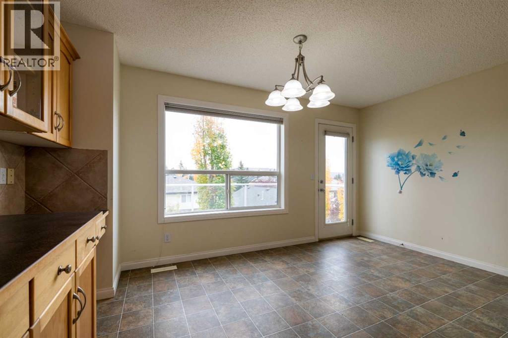 151 Bow Ridge Crescent Property Photo 10