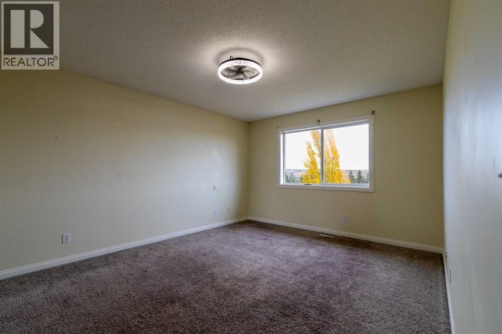 151 Bow Ridge Crescent Property Photo 17