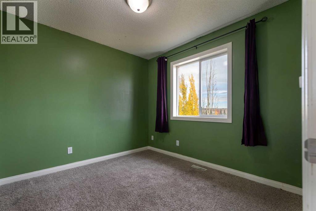 151 Bow Ridge Crescent Property Photo 21
