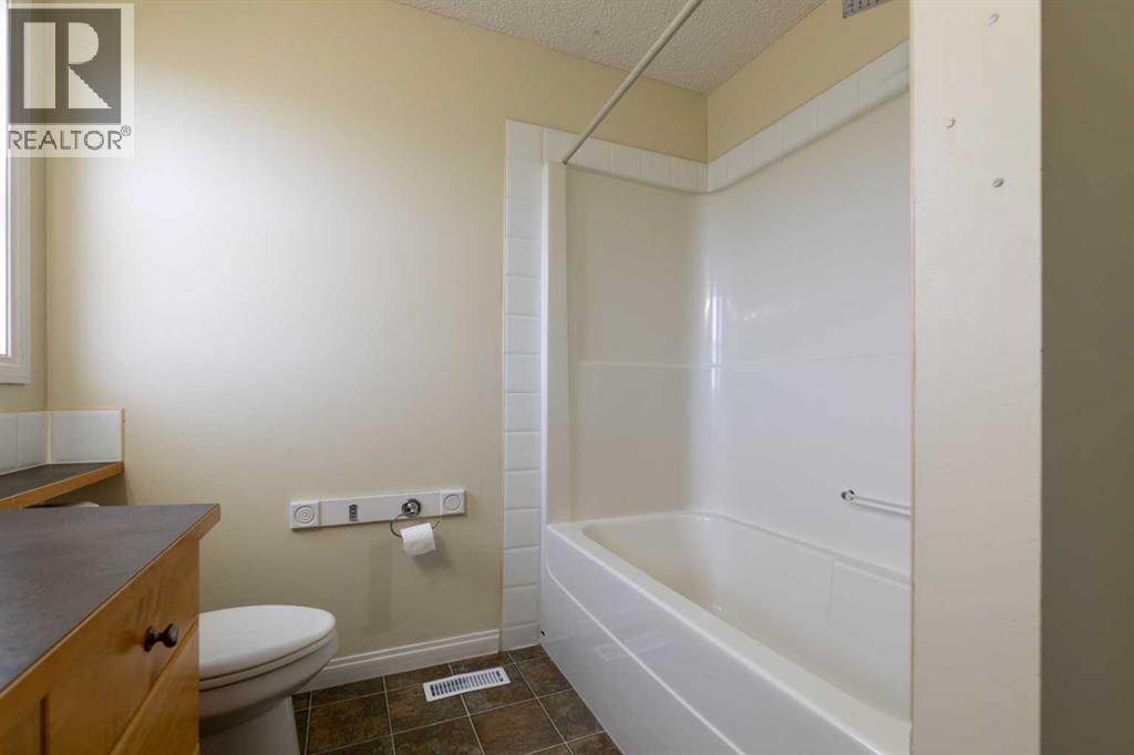 151 Bow Ridge Crescent Property Photo 24