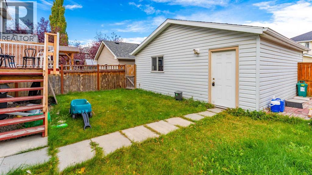 34 Prestwick Landing Se Property Photo 4