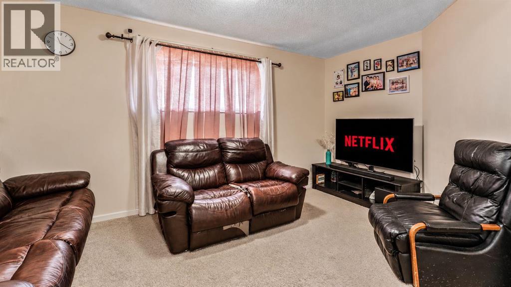 34 Prestwick Landing Se Property Photo 41