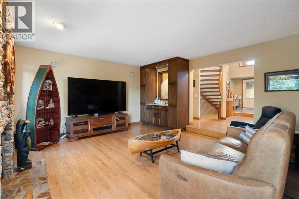 505 Bearspaw Village Ridge Nw Property Photo 16