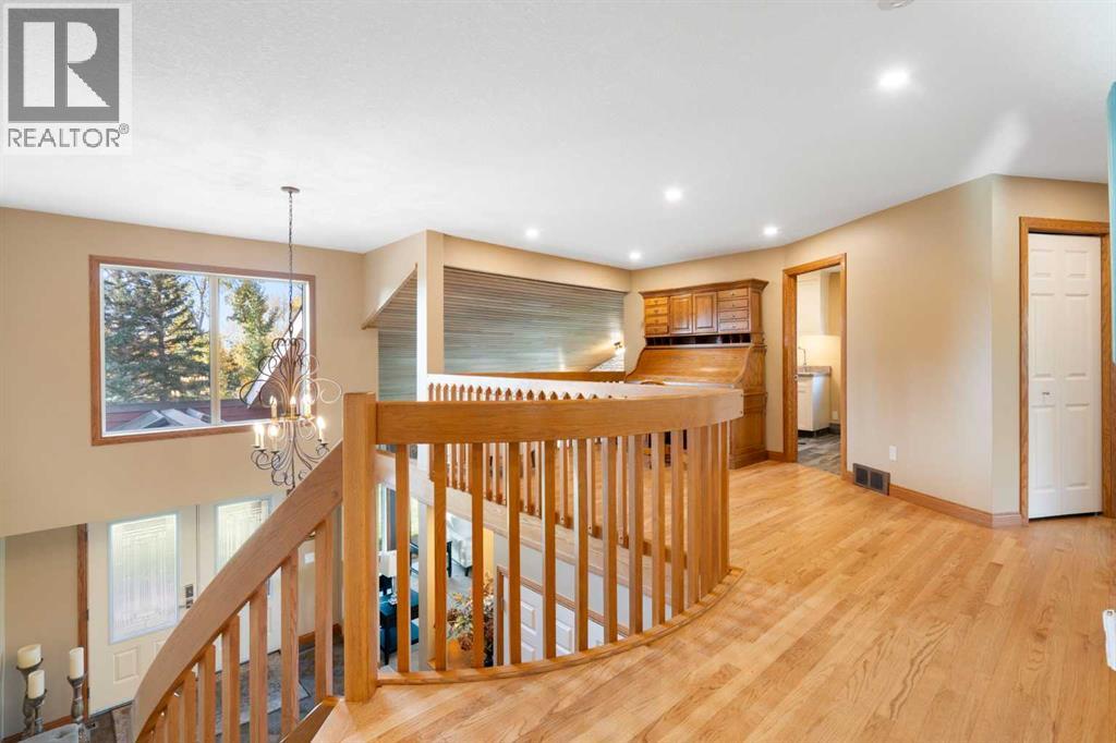 505 Bearspaw Village Ridge Nw Property Photo 25