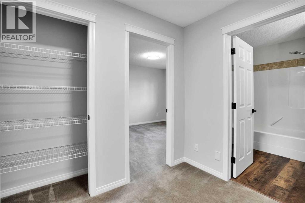 152 Hawkmere Close Property Photo 20