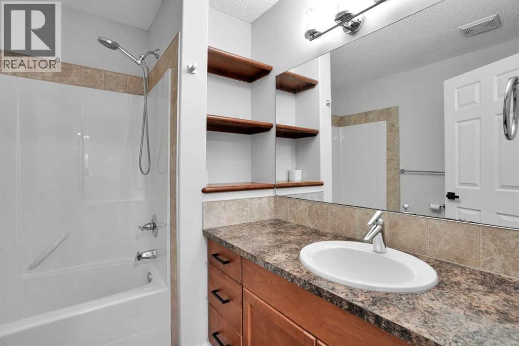 152 Hawkmere Close Property Photo 23