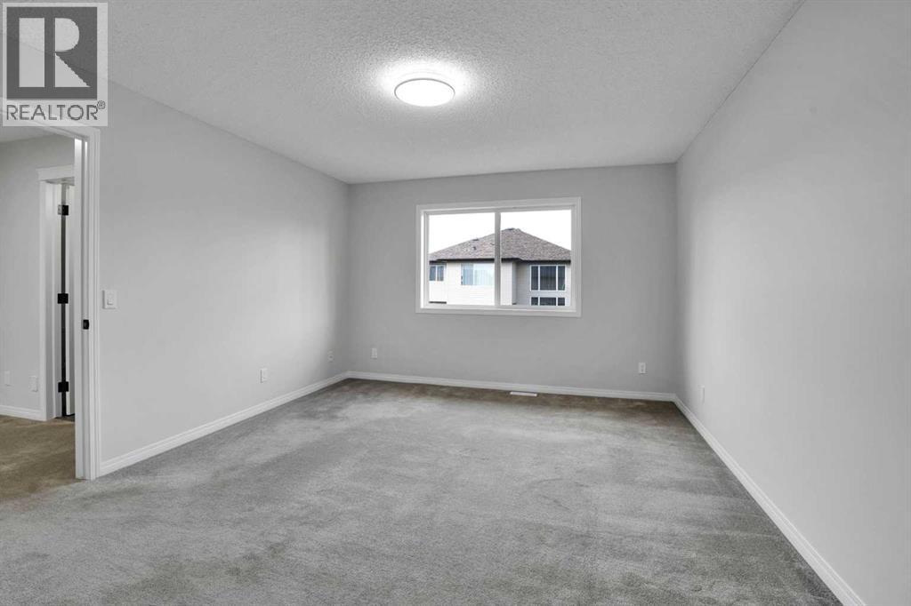 152 Hawkmere Close Property Photo 25