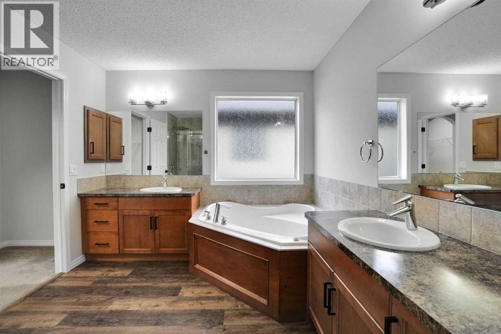 152 Hawkmere Close Property Photo 29