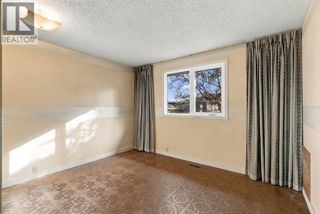556 Lysander Drive Se Property Photo 14