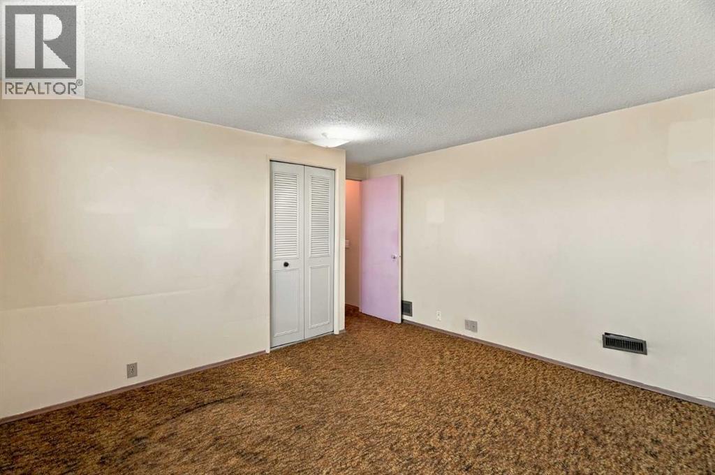 556 Lysander Drive Se Property Photo 19