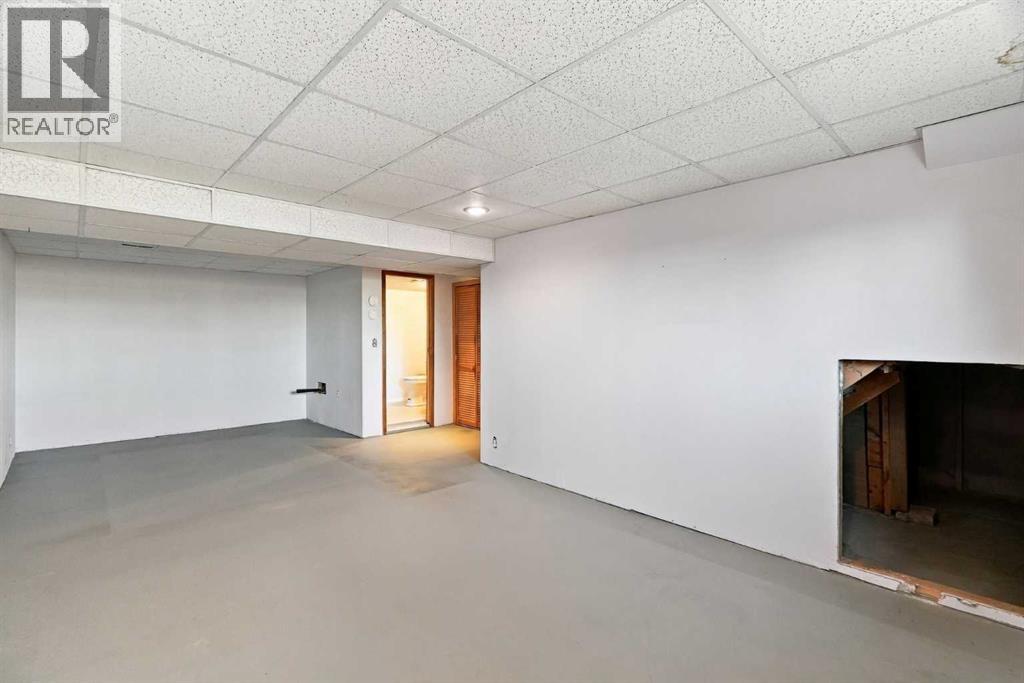 556 Lysander Drive Se Property Photo 21