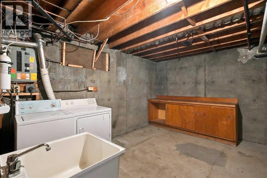 556 Lysander Drive Se Property Photo 23