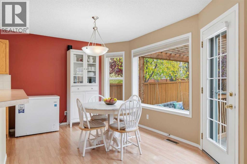 49 Bridleridge Road Sw Property Photo 6