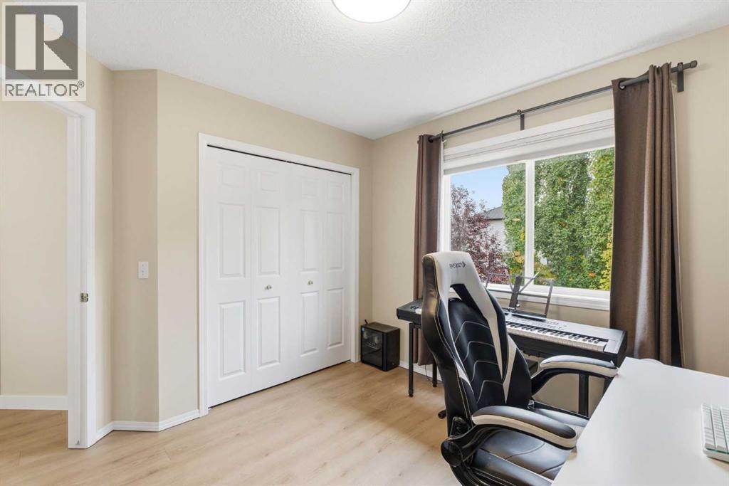 49 Bridleridge Road Sw Property Photo 20