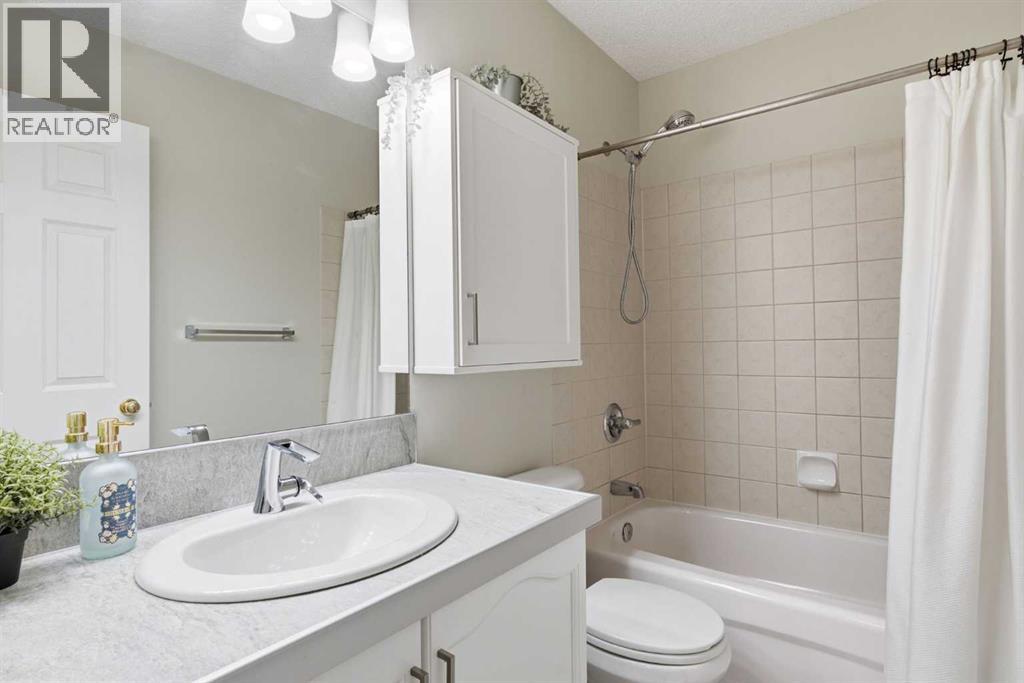 49 Bridleridge Road Sw Property Photo 21
