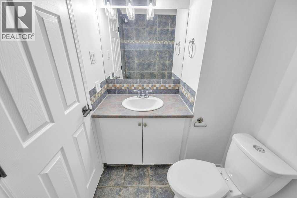 8112 36 Avenue Northwest Property Photo 20