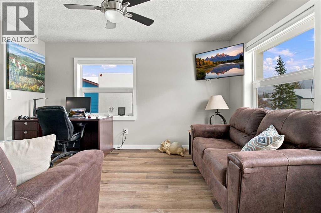 5022 50 Avenue Property Photo 20