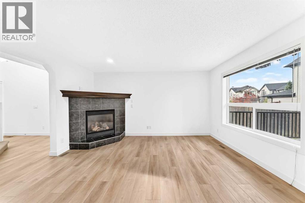 210 Brightonstone Green Se Property Photo 12