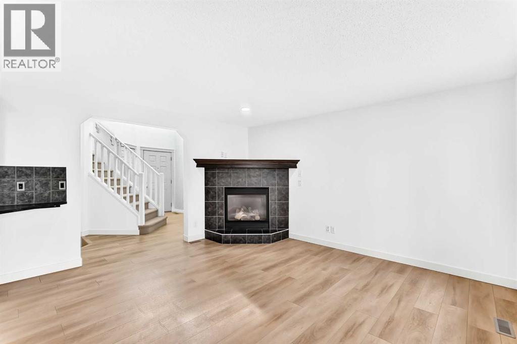 210 Brightonstone Green Se Property Photo 13
