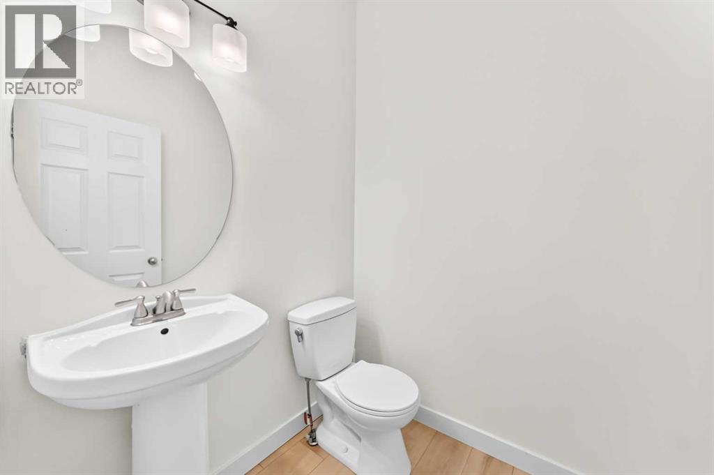 210 Brightonstone Green Se Property Photo 15