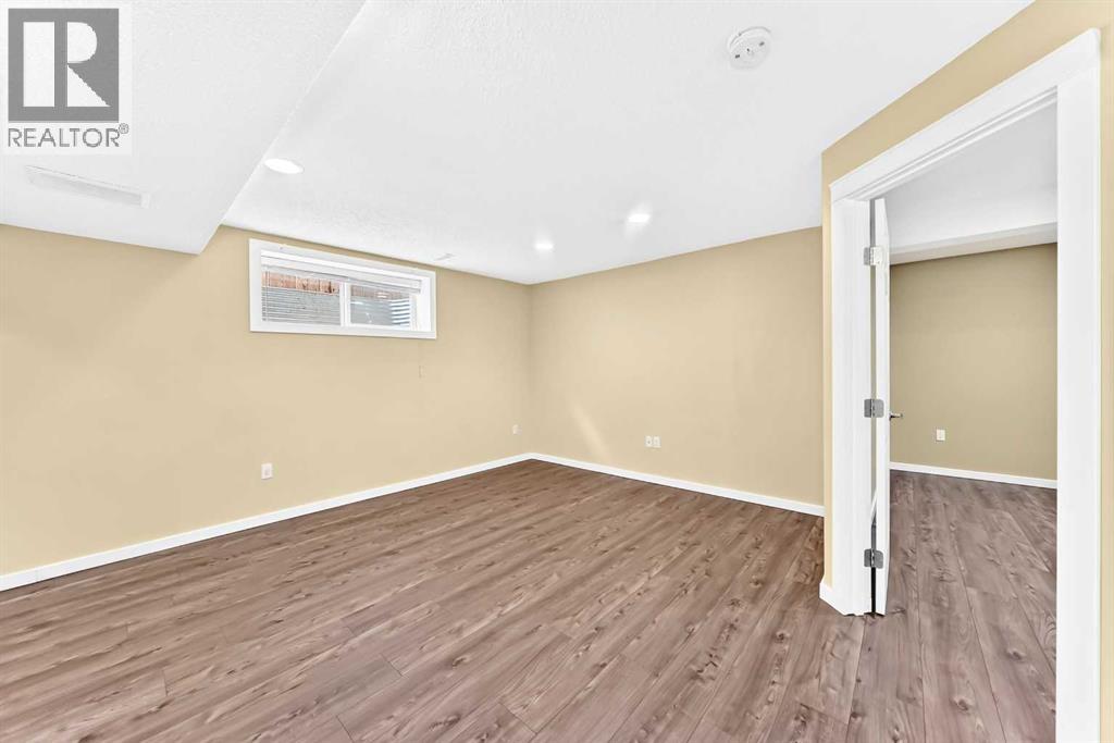 210 Brightonstone Green Se Property Photo 31