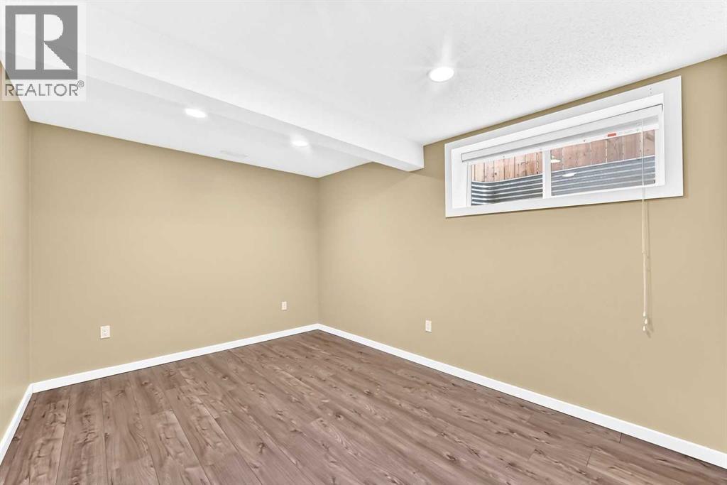 210 Brightonstone Green Se Property Photo 32