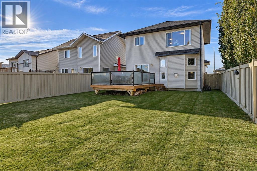 8910 94 Avenue Property Photo 3