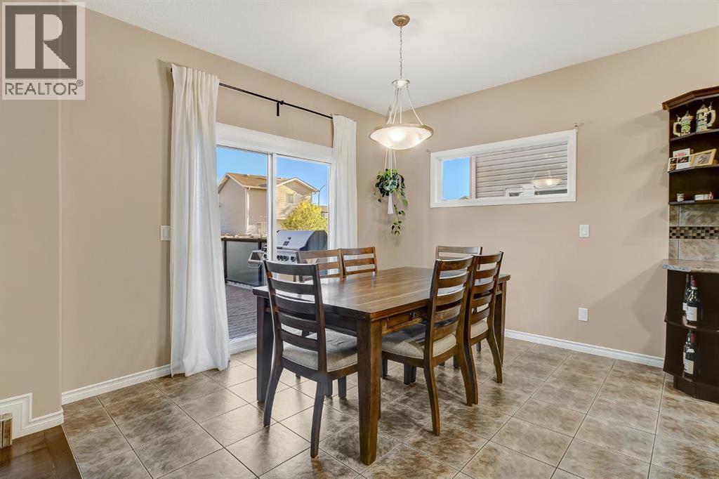 8910 94 Avenue Property Photo 5