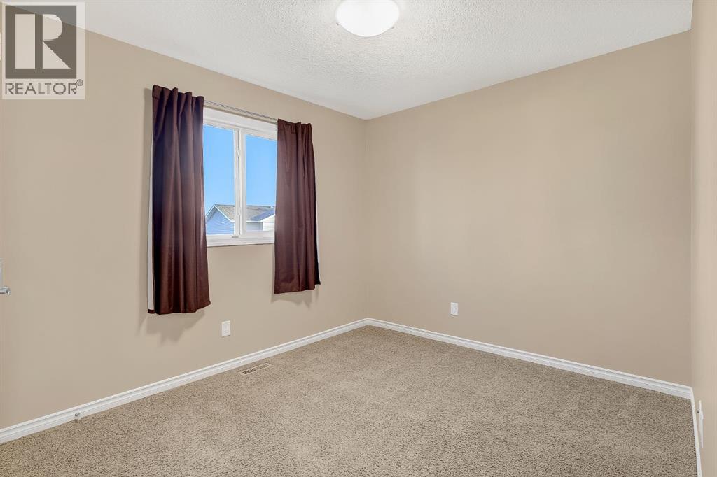 8910 94 Avenue Property Photo 23
