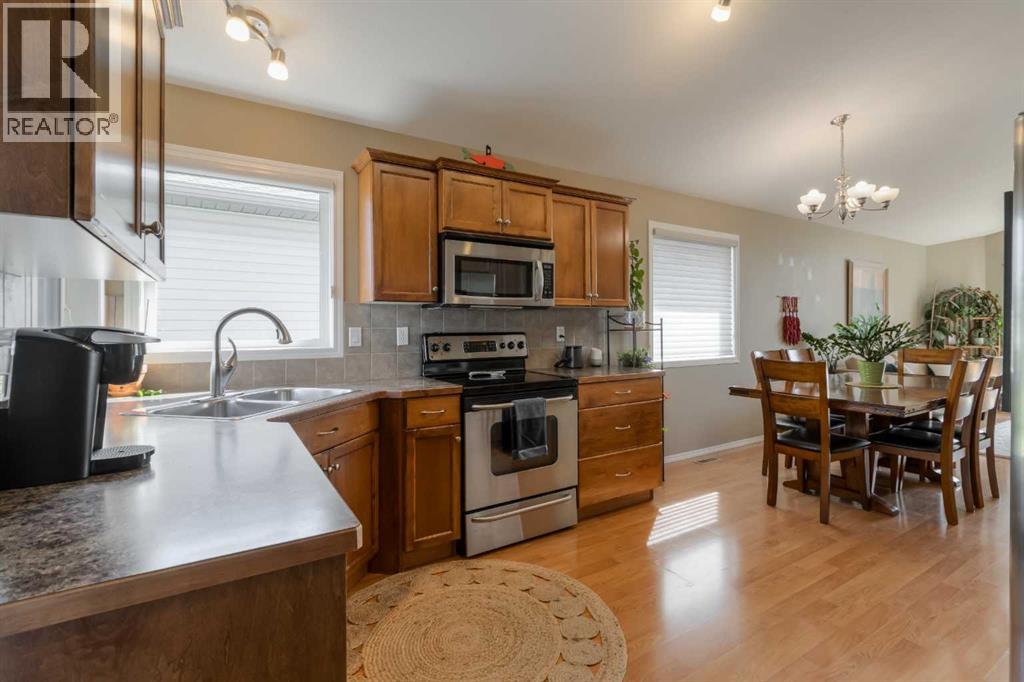 159 Grand River Boulevard W Property Photo 18