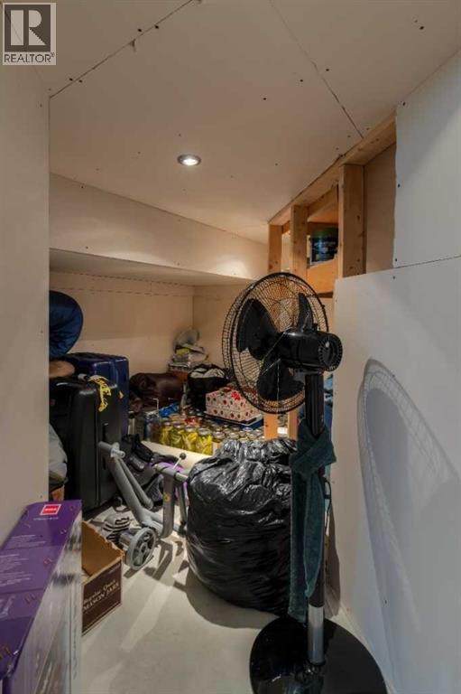 159 Grand River Boulevard W Property Photo 40