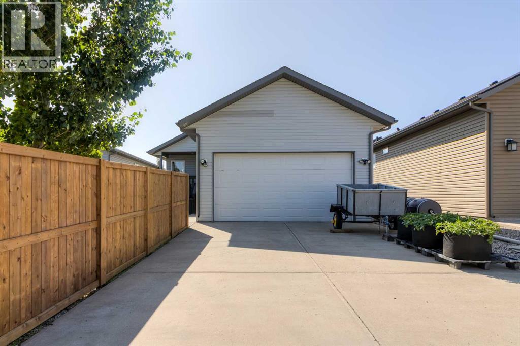 159 Grand River Boulevard W Property Photo 43