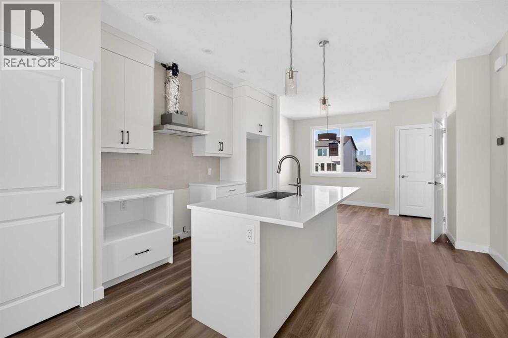 727 Lucas Boulevard Nw Property Photo 8