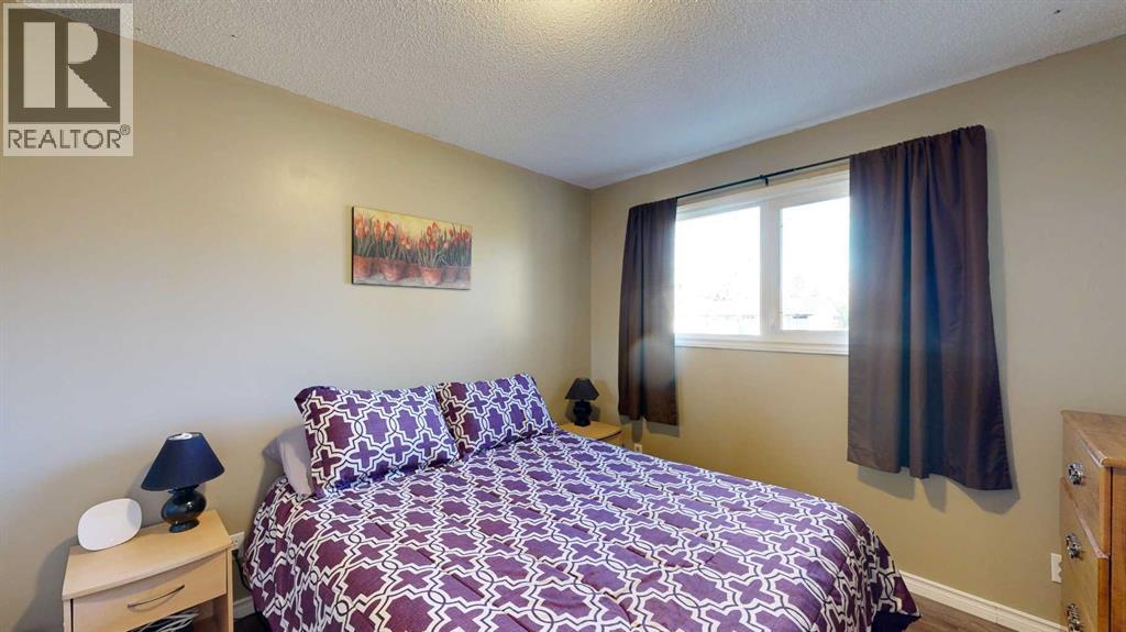4002 58 Street Property Photo 18