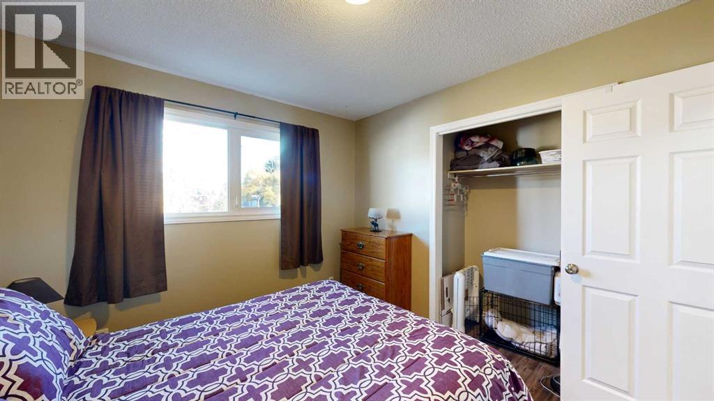 4002 58 Street Property Photo 20